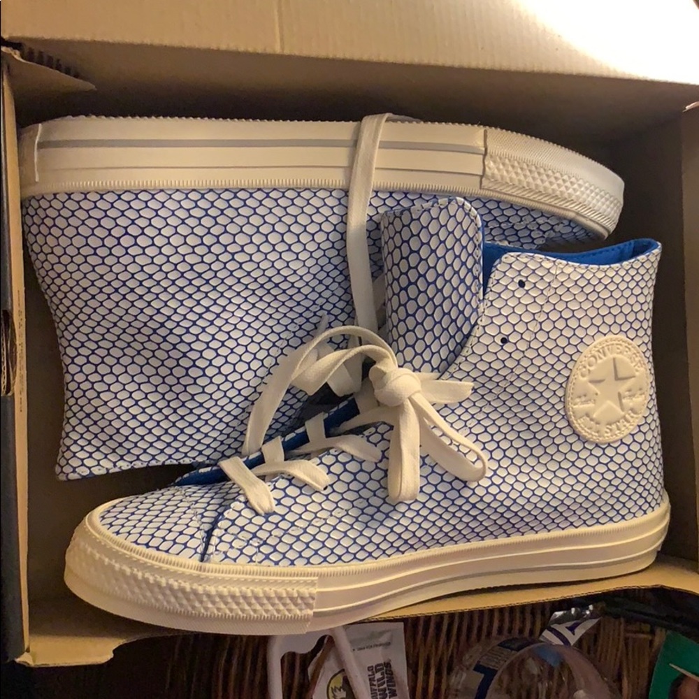 Converse